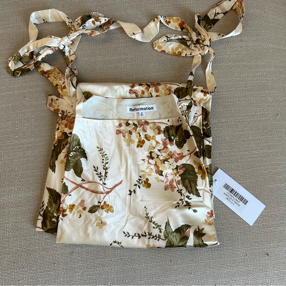 NWT Reformation Aden Silk Midi Dress - Bella Floral - Picture 4 of 8